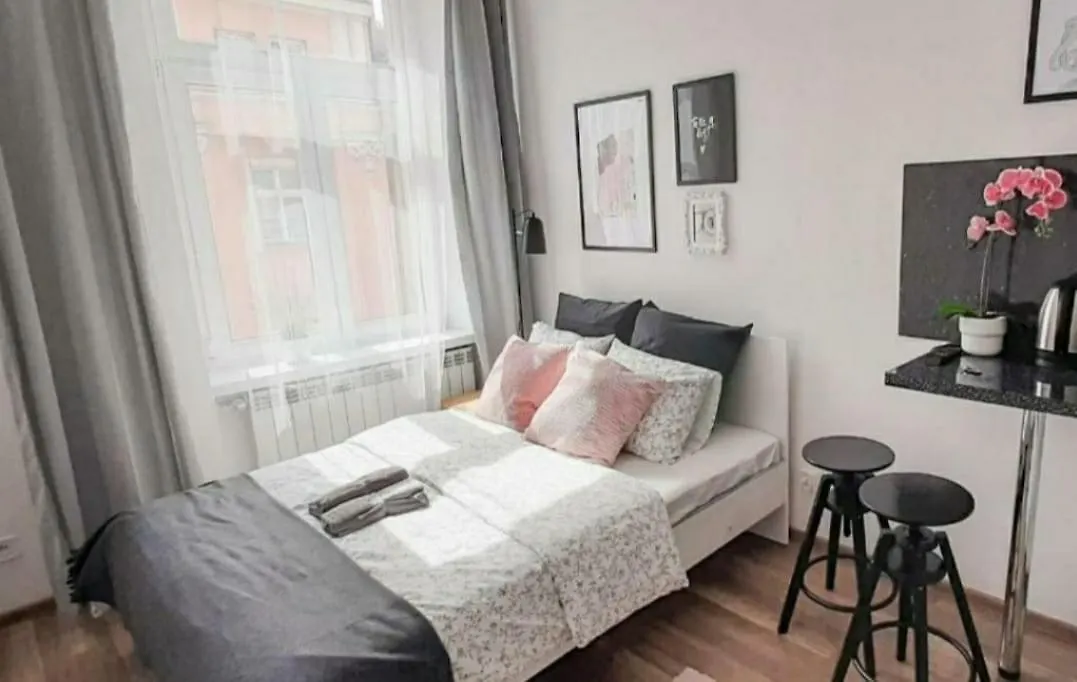 Δωμάτια σε οικογενειακή κατοικία Comfy Flat Free Parking Διαμέρισμα Βρότσλαβ